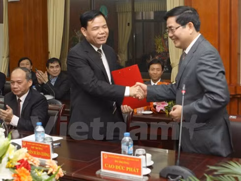 Ông Nguyễn Xuân Cường được giới thiệu giữ chức Bộ trưởng Nông nghiệp thay ông Cao Đức Phát. ảnh: TTXVN.