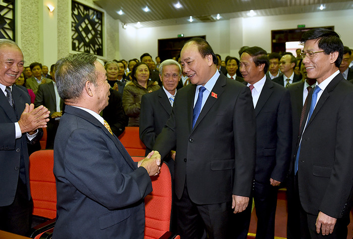Thủ tướng thăm hỏi cử tri quận Hải An, TP. Hải Phòng. Ảnh:VGP/Quang Hiếu Thủ tướng thăm hỏi cử tri quận Hải An, TP. Hải Phòng. Ảnh:VGP/Quang Hiếu