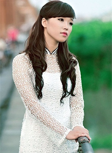 Hoàng Thị Hải Yến (SBD 137), đến từ Hà Nội, đang học trường ĐH Kinh tế Quốc dân. >>Những nữ sinh đẹp hơn cả búp bê Babie >>PHÁT SỐT VÌ NỮ THẠC SĨ ĐẸP NHẤT TRUNG QUỐC AI ĐẸP HƠN HOTGIRL KIM PHƯỢNG? >>Những nữ sinh diện áo dài đẹp hơn vẻ đẹp xuân thì của Mai Phương Thúy (P36) <<HOTGIRL HỌC V IỆN BÁO CHÍ ĐẸP RẠNG NGỜI TRONG SẮC THU >>Phát sốt vì nữ sinh Trung Quốc đẹp như siêu mẫu >>KINH DỊ LỄ HỘI HÓA TRANG CỦA SINH VIÊN Hoàng Thị Hải Yến (SBD 137), đến từ Hà Nội, đang học trường ĐH Kinh tế Quốc dân. >>Những nữ sinh đẹp hơn cả búp bê Babie >>PHÁT SỐT VÌ NỮ THẠC SĨ ĐẸP NHẤT TRUNG QUỐC AI ĐẸP HƠN HOTGIRL KIM PHƯỢNG? >>Những nữ sinh diện áo dài đẹp hơn vẻ đẹp xuân thì của Mai Phương Thúy (P36) <<HOTGIRL HỌC V IỆN BÁO CHÍ ĐẸP RẠNG NGỜI TRONG SẮC THU >>Phát sốt vì nữ sinh Trung Quốc đẹp như siêu mẫu >>KINH DỊ LỄ HỘI HÓA TRANG CỦA SINH VIÊN