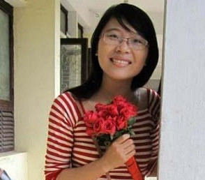 Khoảnh khắc hồn nhiên của nữ sinh Lương Thị Kiều Ngân (HV Tài chính) Khoảnh khắc hồn nhiên của nữ sinh Lương Thị Kiều Ngân (HV Tài chính)