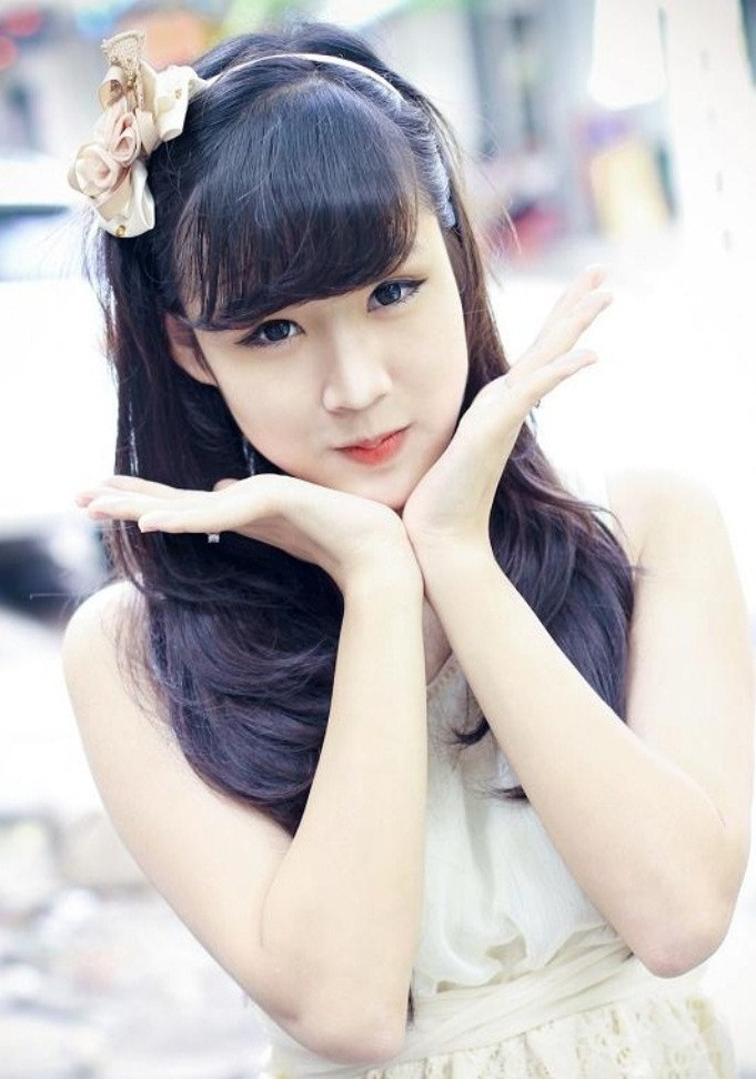 Ước mơ của Phương là sẽ thi đỗ ĐH trong năm tới, ý định của Phương là sẽ cố gắng thử sức vào Học viện Ngoại giao "vì đó là môi trường tốt giúp mình về kỹ năng giao tiếp và kỹ năng sống. >>Nét đẹp gợi cảm của Á hậu Việt Đỗ Hoàng Anh >>PHÁT SỐT VÌ NỮ THẠC SĨ ĐẸP NHẤT TRUNG QUỐC AI ĐẸP HƠN HOTGIRL KIM PHƯỢNG? <<HOTGIRL HỌC V IỆN BÁO CHÍ ĐẸP RẠNG NGỜI TRONG SẮC THU <<NỮ SINH ĐH PHƯƠNG ĐÔNG THƯỚT THA ÁO DÀI >>KINH DỊ LỄ HỘI HÓA TRANG CỦA SINH VIÊN Ước mơ của Phương là sẽ thi đỗ ĐH trong năm tới, ý định của Phương là sẽ cố gắng thử sức vào Học viện Ngoại giao "vì đó là môi trường tốt giúp mình về kỹ năng giao tiếp và kỹ năng sống. >>Nét đẹp gợi cảm của Á hậu Việt Đỗ Hoàng Anh >>PHÁT SỐT VÌ NỮ THẠC SĨ ĐẸP NHẤT TRUNG QUỐC AI ĐẸP HƠN HOTGIRL KIM PHƯỢNG? <<HOTGIRL HỌC V IỆN BÁO CHÍ ĐẸP RẠNG NGỜI TRONG SẮC THU <<NỮ SINH ĐH PHƯƠNG ĐÔNG THƯỚT THA ÁO DÀI >>KINH DỊ LỄ HỘI HÓA TRANG CỦA SINH VIÊN