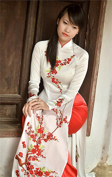 Nguyễn Thủy Tiên dịu dàng, e ấp trong tà áo dài truyền thống. >>Những hotgirl xinh đẹp làm điên đảo cư dân mạng Những nữ sinh đẹp mê hồn giữa đầm sen >>Phát sốt vì vẻ đẹp baby của cô giáo tương lai >>So độ siêu kute của những nữ sinh đình đám nhất Thủ đô >>Phát sốt vì 4 nữ giáo viên xinh đẹp >>Cư dân mạng "điên đảo" vì nhan sắc nữ sinh Trương Tân Uyển >>Hoa khôi ĐH Thương Mại 2012 duyên dáng áo dài Nguyễn Thủy Tiên dịu dàng, e ấp trong tà áo dài truyền thống. >>Những hotgirl xinh đẹp làm điên đảo cư dân mạng Những nữ sinh đẹp mê hồn giữa đầm sen >>Phát sốt vì vẻ đẹp baby của cô giáo tương lai >>So độ siêu kute của những nữ sinh đình đám nhất Thủ đô >>Phát sốt vì 4 nữ giáo viên xinh đẹp >>Cư dân mạng "điên đảo" vì nhan sắc nữ sinh Trương Tân Uyển >>Hoa khôi ĐH Thương Mại 2012 duyên dáng áo dài