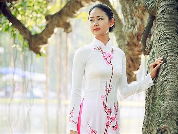 Ngô Thị Ngọc Mai >>Những hotgirl xinh đẹp làm "điên đảo" cư dân mạng (P8) >>Midu, Hà Min, Linh Hàn đọ dáng "nóng bỏng" >>Ngắm vẻ đẹp kiêu sa của Á hậu Hoàng Anh >>Những nữ sinh đẹp hơn cả búp bê Babie >>PHÁT SỐT VÌ NỮ THẠC SĨ ĐẸP NHẤT TRUNG QUỐC AI ĐẸP HƠN HOTGIRL KIM PHƯỢNG? >>Những nữ sinh diện áo dài đẹp hơn vẻ đẹp xuân thì của Mai Phương Thúy (P36) >>Phát sốt vì nữ sinh Trung Quốc đẹp như siêu mẫu