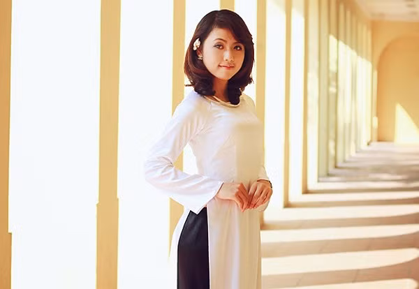 Nguyễn Thùy Dung >>Những hotgirl xinh đẹp làm "điên đảo" cư dân mạng (P8) >>Midu, Hà Min, Linh Hàn đọ dáng "nóng bỏng" >>Ngắm vẻ đẹp kiêu sa của Á hậu Hoàng Anh >>Những nữ sinh đẹp hơn cả búp bê Babie >>PHÁT SỐT VÌ NỮ THẠC SĨ ĐẸP NHẤT TRUNG QUỐC AI ĐẸP HƠN HOTGIRL KIM PHƯỢNG? >>Những nữ sinh diện áo dài đẹp hơn vẻ đẹp xuân thì của Mai Phương Thúy (P36) >>Phát sốt vì nữ sinh Trung Quốc đẹp như siêu mẫu