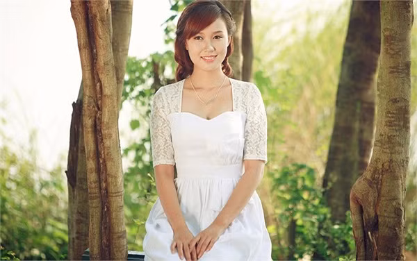Nguyễn Thùy Linh >>Những hotgirl xinh đẹp làm "điên đảo" cư dân mạng (P8) >>Midu, Hà Min, Linh Hàn đọ dáng "nóng bỏng" >>Ngắm vẻ đẹp kiêu sa của Á hậu Hoàng Anh >>Những nữ sinh đẹp hơn cả búp bê Babie >>PHÁT SỐT VÌ NỮ THẠC SĨ ĐẸP NHẤT TRUNG QUỐC AI ĐẸP HƠN HOTGIRL KIM PHƯỢNG? >>Những nữ sinh diện áo dài đẹp hơn vẻ đẹp xuân thì của Mai Phương Thúy (P36) >>Phát sốt vì nữ sinh Trung Quốc đẹp như siêu mẫu