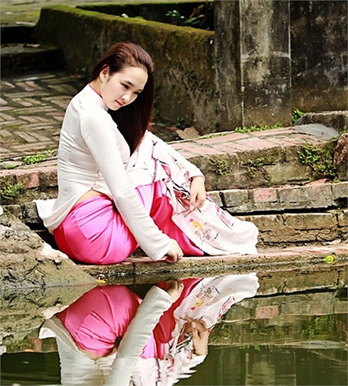 Tô Ngọc Vy (SBD 215), đến từ Nam Định, đang theo học tại Viện Đại học Mở Hà Nội. Vy từng tham gia cuộc thi Hoa khôi Khoa Tiếng Anh Viện Đại học Mở Hà Nội và đăng quang Á khôi 1. >>Những nữ sinh đẹp hơn cả búp bê Babie >>PHÁT SỐT VÌ NỮ THẠC SĨ ĐẸP NHẤT TRUNG QUỐC AI ĐẸP HƠN HOTGIRL KIM PHƯỢNG? >>Những nữ sinh diện áo dài đẹp hơn vẻ đẹp xuân thì của Mai Phương Thúy (P36) <<HOTGIRL HỌC V IỆN BÁO CHÍ ĐẸP RẠNG NGỜI TRONG SẮC THU >>Phát sốt vì nữ sinh Trung Quốc đẹp như siêu mẫu >>KINH DỊ LỄ HỘI HÓA TRANG CỦA SINH VIÊN Tô Ngọc Vy (SBD 215), đến từ Nam Định, đang theo học tại Viện Đại học Mở Hà Nội. Vy từng tham gia cuộc thi Hoa khôi Khoa Tiếng Anh Viện Đại học Mở Hà Nội và đăng quang Á khôi 1. >>Những nữ sinh đẹp hơn cả búp bê Babie >>PHÁT SỐT VÌ NỮ THẠC SĨ ĐẸP NHẤT TRUNG QUỐC AI ĐẸP HƠN HOTGIRL KIM PHƯỢNG? >>Những nữ sinh diện áo dài đẹp hơn vẻ đẹp xuân thì của Mai Phương Thúy (P36) <<HOTGIRL HỌC V IỆN BÁO CHÍ ĐẸP RẠNG NGỜI TRONG SẮC THU >>Phát sốt vì nữ sinh Trung Quốc đẹp như siêu mẫu >>KINH DỊ LỄ HỘI HÓA TRANG CỦA SINH VIÊN