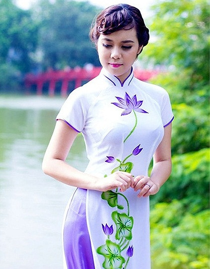 Phạm Thùy Dương (SBD 75), đến từ Hà Nội, hiện đang học Đại học Kinh Tế Quốc Dân. >>Những nữ sinh đẹp hơn cả búp bê Babie >>PHÁT SỐT VÌ NỮ THẠC SĨ ĐẸP NHẤT TRUNG QUỐC AI ĐẸP HƠN HOTGIRL KIM PHƯỢNG? >>Những nữ sinh diện áo dài đẹp hơn vẻ đẹp xuân thì của Mai Phương Thúy (P36) <<HOTGIRL HỌC V IỆN BÁO CHÍ ĐẸP RẠNG NGỜI TRONG SẮC THU >>Phát sốt vì nữ sinh Trung Quốc đẹp như siêu mẫu >>KINH DỊ LỄ HỘI HÓA TRANG CỦA SINH VIÊN Phạm Thùy Dương (SBD 75), đến từ Hà Nội, hiện đang học Đại học Kinh Tế Quốc Dân. >>Những nữ sinh đẹp hơn cả búp bê Babie >>PHÁT SỐT VÌ NỮ THẠC SĨ ĐẸP NHẤT TRUNG QUỐC AI ĐẸP HƠN HOTGIRL KIM PHƯỢNG? >>Những nữ sinh diện áo dài đẹp hơn vẻ đẹp xuân thì của Mai Phương Thúy (P36) <<HOTGIRL HỌC V IỆN BÁO CHÍ ĐẸP RẠNG NGỜI TRONG SẮC THU >>Phát sốt vì nữ sinh Trung Quốc đẹp như siêu mẫu >>KINH DỊ LỄ HỘI HÓA TRANG CỦA SINH VIÊN