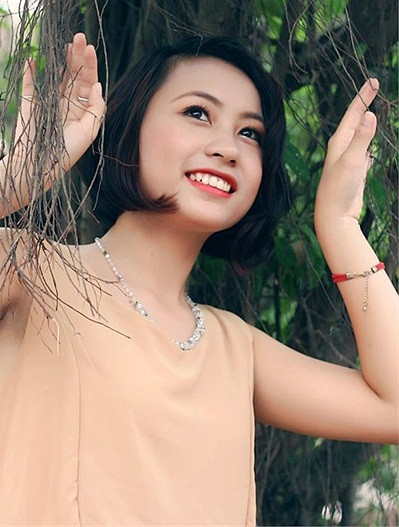 Nguyễn Thị Mỹ Hạnh trẻ trung, nhí nhảnh. >>Những hotgirl xinh đẹp làm điên đảo cư dân mạng Những nữ sinh đẹp mê hồn giữa đầm sen >>Phát sốt vì vẻ đẹp baby của cô giáo tương lai >>So độ siêu kute của những nữ sinh đình đám nhất Thủ đô >>Phát sốt vì 4 nữ giáo viên xinh đẹp >>Cư dân mạng "điên đảo" vì nhan sắc nữ sinh Trương Tân Uyển >>Hoa khôi ĐH Thương Mại 2012 duyên dáng áo dài Nguyễn Thị Mỹ Hạnh trẻ trung, nhí nhảnh. >>Những hotgirl xinh đẹp làm điên đảo cư dân mạng Những nữ sinh đẹp mê hồn giữa đầm sen >>Phát sốt vì vẻ đẹp baby của cô giáo tương lai >>So độ siêu kute của những nữ sinh đình đám nhất Thủ đô >>Phát sốt vì 4 nữ giáo viên xinh đẹp >>Cư dân mạng "điên đảo" vì nhan sắc nữ sinh Trương Tân Uyển >>Hoa khôi ĐH Thương Mại 2012 duyên dáng áo dài