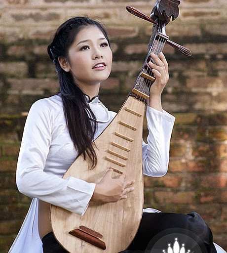 Đinh Thị Hải (SBD 10) là sinh viên Cao Đẳng Kinh tế-Kĩ thuật Thương mại. Hải đến từ Ninh Bình, từng đạt giải Hoa khôi Tài chính Ngân hàng cho trường tổ chức. >>Những nữ sinh đẹp hơn cả búp bê Babie >>PHÁT SỐT VÌ NỮ THẠC SĨ ĐẸP NHẤT TRUNG QUỐC AI ĐẸP HƠN HOTGIRL KIM PHƯỢNG? >>Những nữ sinh diện áo dài đẹp hơn vẻ đẹp xuân thì của Mai Phương Thúy (P36) <<HOTGIRL HỌC V IỆN BÁO CHÍ ĐẸP RẠNG NGỜI TRONG SẮC THU >>Phát sốt vì nữ sinh Trung Quốc đẹp như siêu mẫu >>KINH DỊ LỄ HỘI HÓA TRANG CỦA SINH VIÊN Đinh Thị Hải (SBD 10) là sinh viên Cao Đẳng Kinh tế-Kĩ thuật Thương mại. Hải đến từ Ninh Bình, từng đạt giải Hoa khôi Tài chính Ngân hàng cho trường tổ chức. >>Những nữ sinh đẹp hơn cả búp bê Babie >>PHÁT SỐT VÌ NỮ THẠC SĨ ĐẸP NHẤT TRUNG QUỐC AI ĐẸP HƠN HOTGIRL KIM PHƯỢNG? >>Những nữ sinh diện áo dài đẹp hơn vẻ đẹp xuân thì của Mai Phương Thúy (P36) <<HOTGIRL HỌC V IỆN BÁO CHÍ ĐẸP RẠNG NGỜI TRONG SẮC THU >>Phát sốt vì nữ sinh Trung Quốc đẹp như siêu mẫu >>KINH DỊ LỄ HỘI HÓA TRANG CỦA SINH VIÊN