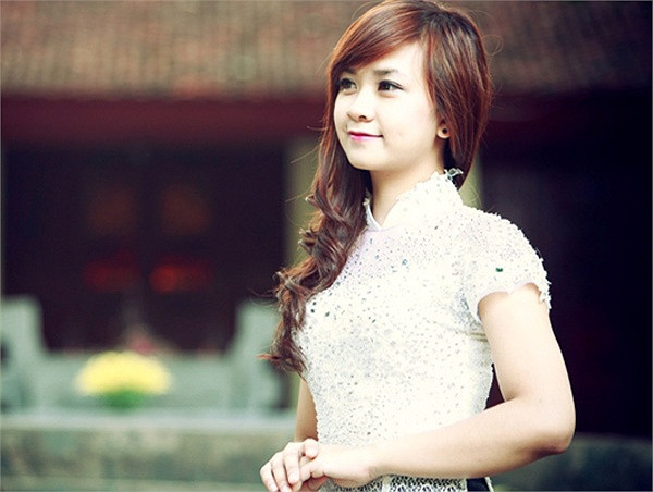 Cuộc thi chung kết Hoa khôi ĐH Thương Mại 2012 sẽ diễn ra vào tối nay (17/11). Trong ảnh là thí sinh Phương Huyền. >>Những hotgirl xinh đẹp làm "điên đảo" cư dân mạng (P8) >>Midu, Hà Min, Linh Hàn đọ dáng "nóng bỏng" >>Ngắm vẻ đẹp kiêu sa của Á hậu Hoàng Anh >>Những nữ sinh đẹp hơn cả búp bê Babie >>PHÁT SỐT VÌ NỮ THẠC SĨ ĐẸP NHẤT TRUNG QUỐC AI ĐẸP HƠN HOTGIRL KIM PHƯỢNG? >>Những nữ sinh diện áo dài đẹp hơn vẻ đẹp xuân thì của Mai Phương Thúy (P36) >>Phát sốt vì nữ sinh Trung Quốc đẹp như siêu mẫu Cuộc thi chung kết Hoa khôi ĐH Thương Mại 2012 sẽ diễn ra vào tối nay (17/11). Trong ảnh là thí sinh Phương Huyền. >>Những hotgirl xinh đẹp làm "điên đảo" cư dân mạng (P8) >>Midu, Hà Min, Linh Hàn đọ dáng "nóng bỏng" >>Ngắm vẻ đẹp kiêu sa của Á hậu Hoàng Anh >>Những nữ sinh đẹp hơn cả búp bê Babie >>PHÁT SỐT VÌ NỮ THẠC SĨ ĐẸP NHẤT TRUNG QUỐC AI ĐẸP HƠN HOTGIRL KIM PHƯỢNG? >>Những nữ sinh diện áo dài đẹp hơn vẻ đẹp xuân thì của Mai Phương Thúy (P36) >>Phát sốt vì nữ sinh Trung Quốc đẹp như siêu mẫu