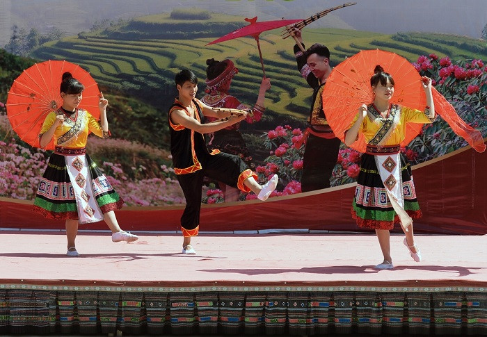 Hình ảnh không gian văn hóa Tây Bắc - Lễ hội hoa tam giác mạch. Hình ảnh không gian văn hóa Tây Bắc - Lễ hội hoa tam giác mạch.