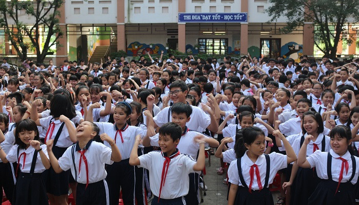 Một giờ vận động thể chất.