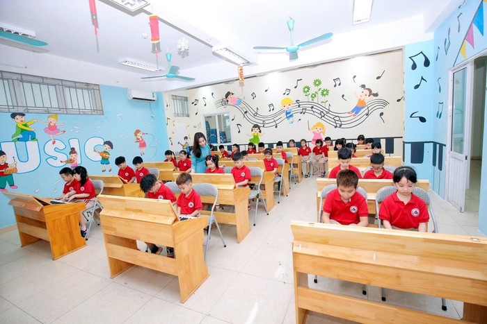 Nguồn ảnh: Trường Tiểu học Ba Đình (Hà Nội) Tiểu học Ba Đình.jpg