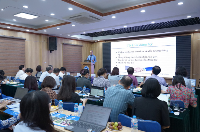 Toàn cảnh hội thảo "Xác lập quyền sở hữu trí tuệ và chuyển giao công nghệ trong các cơ sở giáo dục đại học". toàn cảnh 1.JPG