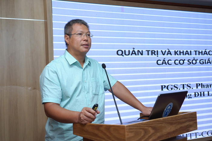 Phó Giáo sư, Tiến sĩ Phan Quốc Nguyên chia sẻ trong hội thảo. PGS.TS Phan Quốc Nguyên - Báo cáo viên 2.JPG