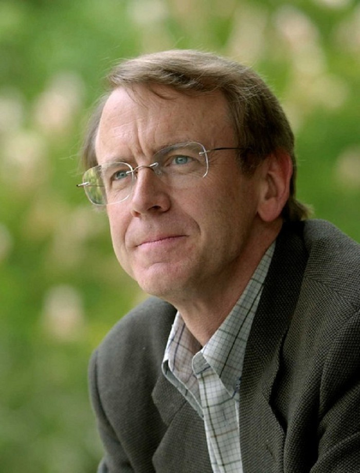 Tác giả John Doerr. Tác giả John Doerr.
