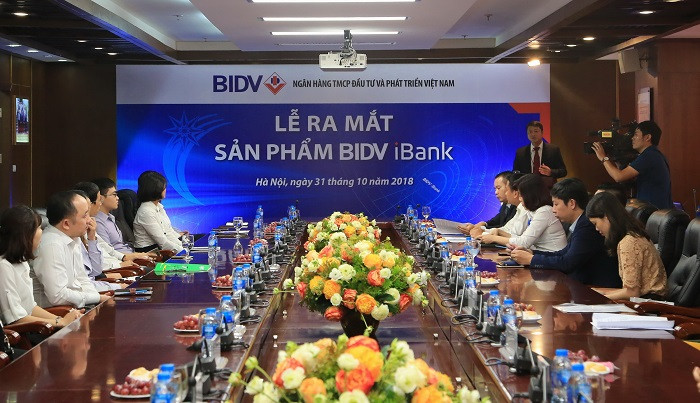 Lễ ra mắt BIDV iBank. Lễ ra mắt BIDV iBank.