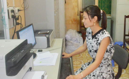 Nhân viên kế toán trường học (Hình ảnh chỉ mang tính chất minh họa: baohaiduong.vn). Nhân viên kế toán trường học (Hình ảnh chỉ mang tính chất minh họa: baohaiduong.vn).