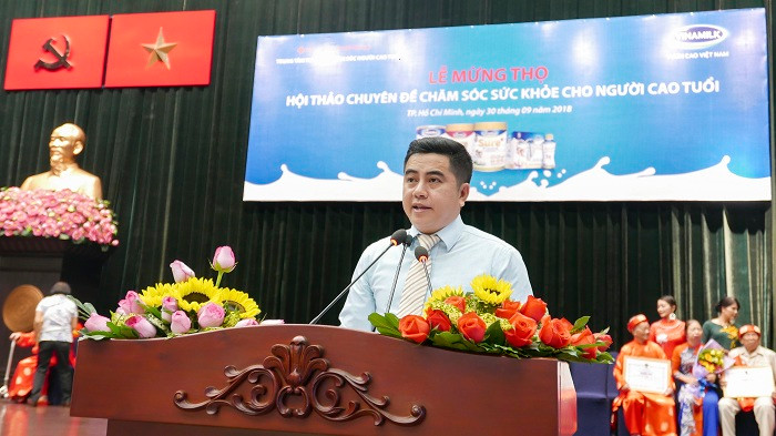 Ông Nguyễn Văn Quang - Giám đốc kinh doanh Thành phố Hồ Chí Minh phát biểu tại buổi lễ.