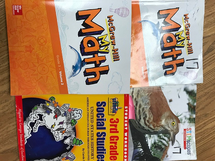 Sách My Math (Ảnh: tác giả cung cấp).