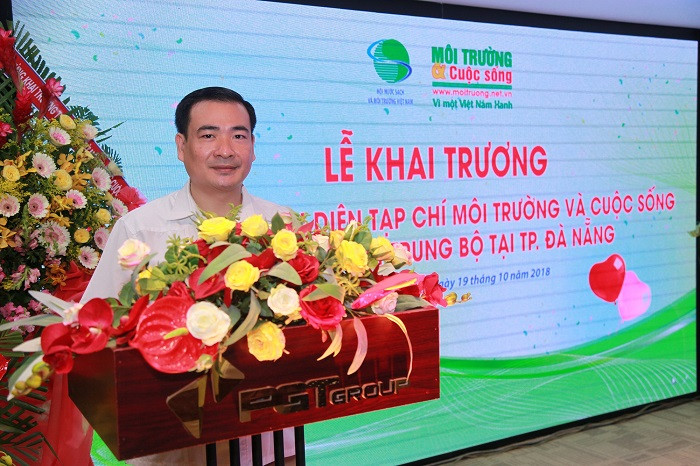 Ông Nguyễn Văn Toàn – Tổng biên tập Tạp chí Môi trường và Cuộc sống phát biểu tại Lễ khai trương. Ông Nguyễn Văn Toàn – Tổng biên tập Tạp chí Môi trường và Cuộc sống phát biểu tại Lễ khai trương.
