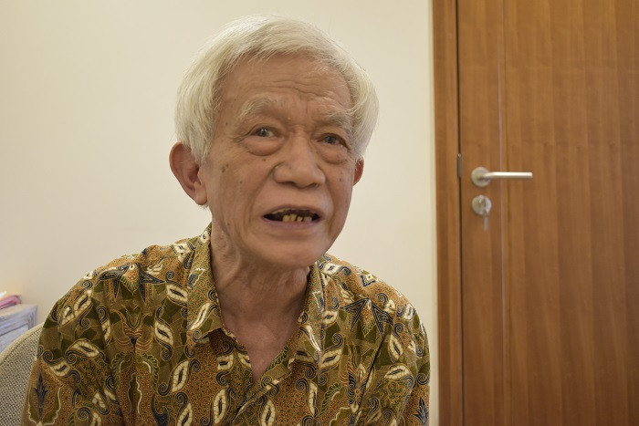 Phó giáo sư Đặng Quốc Bảo, nguyên Hiệu trưởng Học viện Quản lý Giáo dục. Phó giáo sư Đặng Quốc Bảo, nguyên Hiệu trưởng Học viện Quản lý Giáo dục.