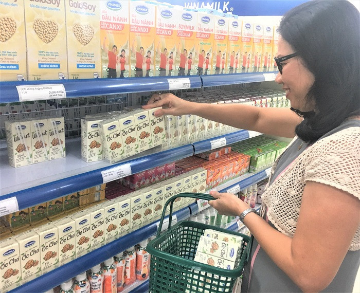 Sữa đậu nành Óc chó trở thành lựa chọn mới của người tiêu dùng. Sữa đậu nành Óc chó trở thành lựa chọn mới của người tiêu dùng.