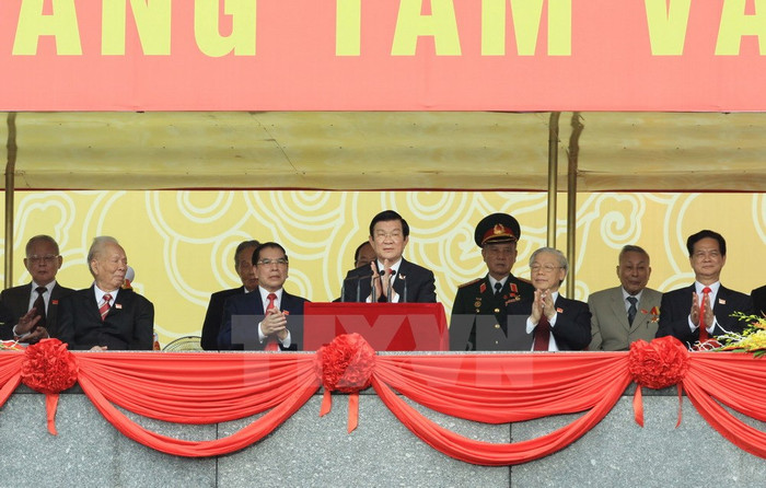 Lễ Diễu binh, Diễu hành có sự tham dự của các lãnh đạo và nguyên lãnh đạo Đảng, Nhà nước.