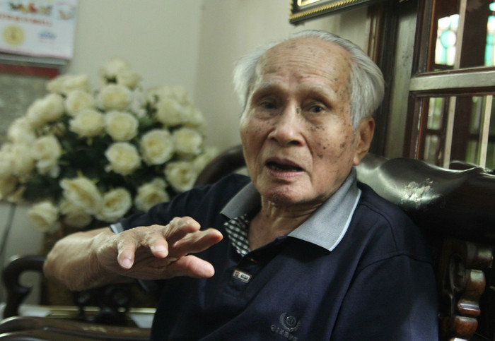 Trung tướng Nguyễn Quốc Thước: "Phải chọn được những người dám hy sinh vì dân, vì nước". ảnh: Ngọc Quang. Trung tướng Nguyễn Quốc Thước: "Phải chọn được những người dám hy sinh vì dân, vì nước". ảnh: Ngọc Quang.