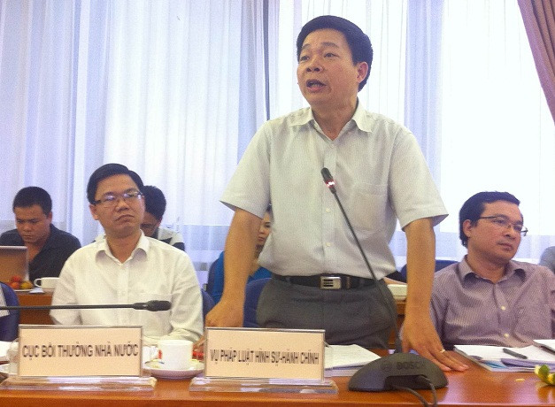 Ông Trần Văn Dũng - Phó Vụ trưởng Vụ Pháp luật Hình sự - Hành chính (Bộ Tư pháp) cho rằng, phải hết sức thận trọng khi quy định trực tiếp quyền im lặng vào Bộ Luật Tố tụng hình sự. Ảnh: Ngọc Quang. Ông Trần Văn Dũng - Phó Vụ trưởng Vụ Pháp luật Hình sự - Hành chính (Bộ Tư pháp) cho rằng, phải hết sức thận trọng khi quy định trực tiếp quyền im lặng vào Bộ Luật Tố tụng hình sự. Ảnh: Ngọc Quang.