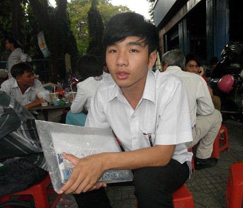 Thí sinh Bùi Quốc Hoàng cho rằng, đề toán năm nay khó Thí sinh Bùi Quốc Hoàng cho rằng, đề toán năm nay khó