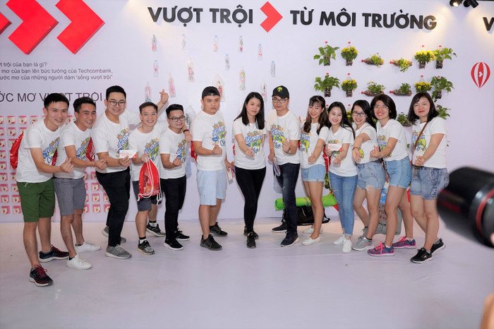 Lãnh đạo Techcombank cùng lan tỏa tinh thần “Vượt trội” qua mỗi km chạy. Lãnh đạo Techcombank cùng lan tỏa tinh thần “Vượt trội” qua mỗi km chạy.