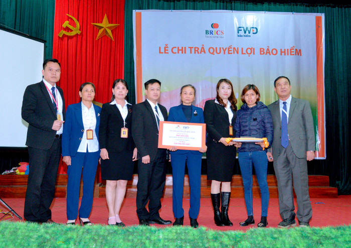 Lễ chi trả quyền lợi bảo hiểm. Lễ chi trả quyền lợi bảo hiểm.