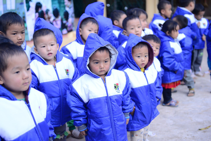 Các em học sinh mầm non Sen Thượng.