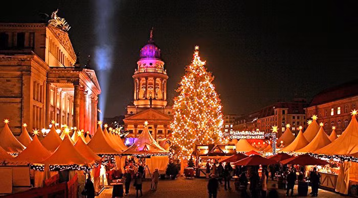 Chợ Noel Gendarmentmarkt đẹp nhất Berlin 2019.