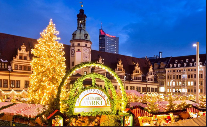 Chợ Noel ở thành phố Leipzig, tiểu bang Sachsen. Chợ Noel ở thành phố Leipzig, tiểu bang Sachsen.