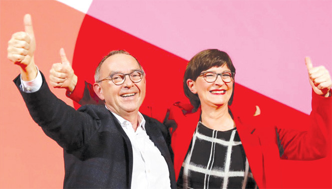 Song Chủ tịch bà Saskia Esken và ông Norbert Walter-Borjans (Ảnh: Reuters).