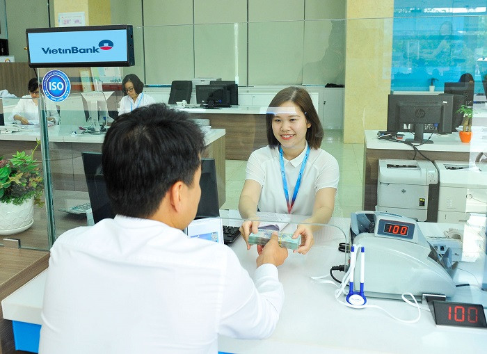 Khách hàng an tâm thực hiện những kế hoạch về tài chính khi có sự đồng hành của VietinBank. Khách hàng an tâm thực hiện những kế hoạch về tài chính khi có sự đồng hành của VietinBank.