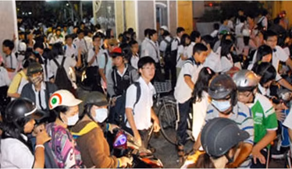 Nghỉ hè mà, nhà trường kéo học sinh đến trường để làm gì nữa? ảnh 2