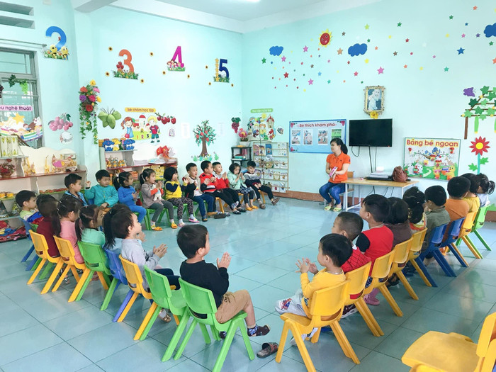 Tiết học của cô và trò khối mầm non ở tỉnh Gia Lai. (Ảnh: Báo Gia Lai)