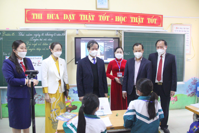 Bộ trưởng Bộ Giáo dục và Đào tạo Nguyễn Kim Sơn thăm cơ sở giáo dục và đào tạo tỉnh Bắc Giang. Ảnh: Sở Giáo dục và Đào tạo tỉnh Bắc Giang. Bộ trưởng Bộ Giáo dục và Đào tạo Nguyễn Kim Sơn thăm cơ sở giáo dục và đào tạo tỉnh Bắc Giang. Ảnh: Sở Giáo dục và Đào tạo tỉnh Bắc Giang.