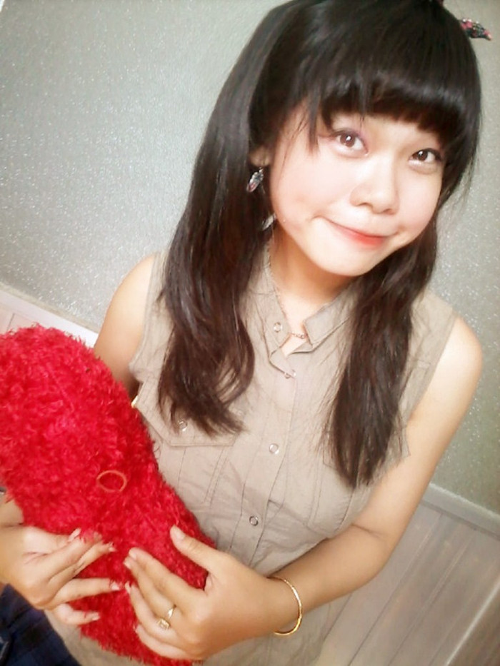 Câu nói yêu thích của bạn ấy:" Hãy biết tận dụng thời gian làm nhiều việc có ích cho đời". Câu nói yêu thích của bạn ấy:" Hãy biết tận dụng thời gian làm nhiều việc có ích cho đời".