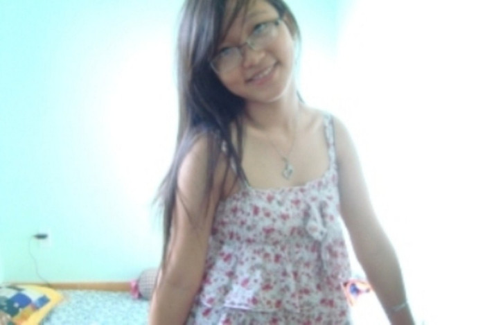 Bảo Trân thích đi xem phim và nghe nhạc, thích shopping và đi du lịch