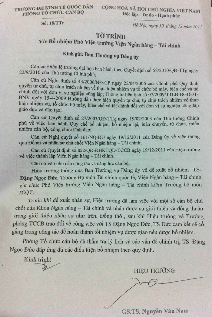Tờ trình ghi rõ đã nhận được sự đồng thuận của cán bộ chủ chốt khoa Ngân hàng - Tài chính, nhưng những lãnh đạo khoa thời kỳ đó phủ nhận thông tin này. Tờ trình ghi rõ đã nhận được sự đồng thuận của cán bộ chủ chốt khoa Ngân hàng - Tài chính, nhưng những lãnh đạo khoa thời kỳ đó phủ nhận thông tin này.