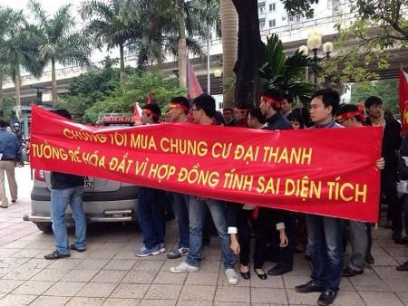 Nhiều vụ kiện xảy ra trong thời gian qua liên quan tới cách tính diện tích chung cư. Nhiều vụ kiện xảy ra trong thời gian qua liên quan tới cách tính diện tích chung cư.