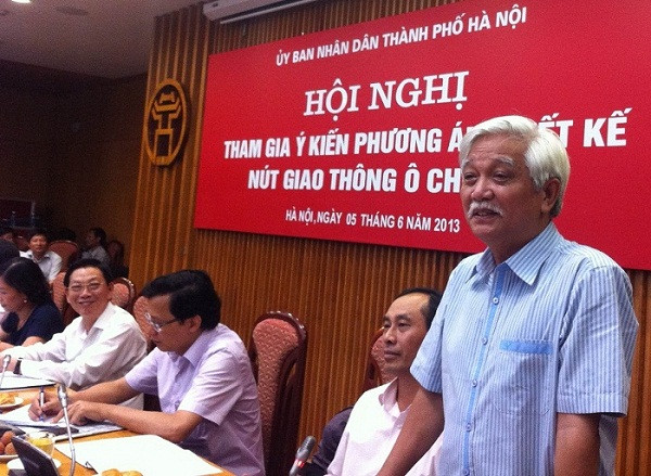 Nhà sử học Dương Trung Quốc nhận định, dường như sự phát triển đang lấn át phần nào nền văn hiến nghìn năm của Thủ đô. Ảnh: Ngọc Quang