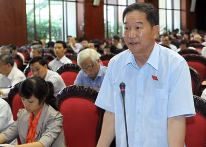 ĐB Nguyễn Bá Thuyền.