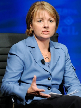 7. Angela Braly, CEO hãng dịch vụ y tế WellPoint Tổng tiền thù lao năm 2011: 13.258.142 USD Lương và thưởng tiền mặt: 1.144.000 USD Thưởng cổ phiếu và các khoản khác: 10.000.522 USD Đảm nhận chức vụ CEO từ: Tháng 6/2007 7. Angela Braly, CEO hãng dịch vụ y tế WellPoint Tổng tiền thù lao năm 2011: 13.258.142 USD Lương và thưởng tiền mặt: 1.144.000 USD Thưởng cổ phiếu và các khoản khác: 10.000.522 USD Đảm nhận chức vụ CEO từ: Tháng 6/2007