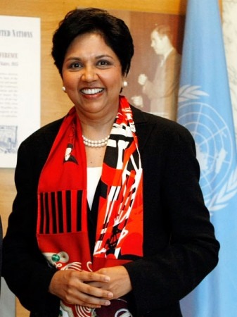 3. Indra Nooyi – CEO của PepsiCo Tổng tiền thù lao năm 2011: 16.369.535 USD Tiền Lương và thưởng tiền mặt: 1.584.615 USD Thưởng cổ phiếu và các khoản khác: 9.481.359 USD Đảm nhận chức vụ CEO từ: Tháng 10/2006 3. Indra Nooyi – CEO của PepsiCo Tổng tiền thù lao năm 2011: 16.369.535 USD Tiền Lương và thưởng tiền mặt: 1.584.615 USD Thưởng cổ phiếu và các khoản khác: 9.481.359 USD Đảm nhận chức vụ CEO từ: Tháng 10/2006