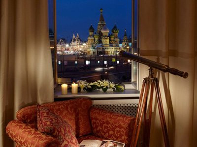 Khách sạn Baltschug Kempinski Matxcova: Trung bình giá phòng khoảng 690 USD/đêm Khách sạn Baltschug Kempinski Matxcova: Trung bình giá phòng khoảng 690 USD/đêm